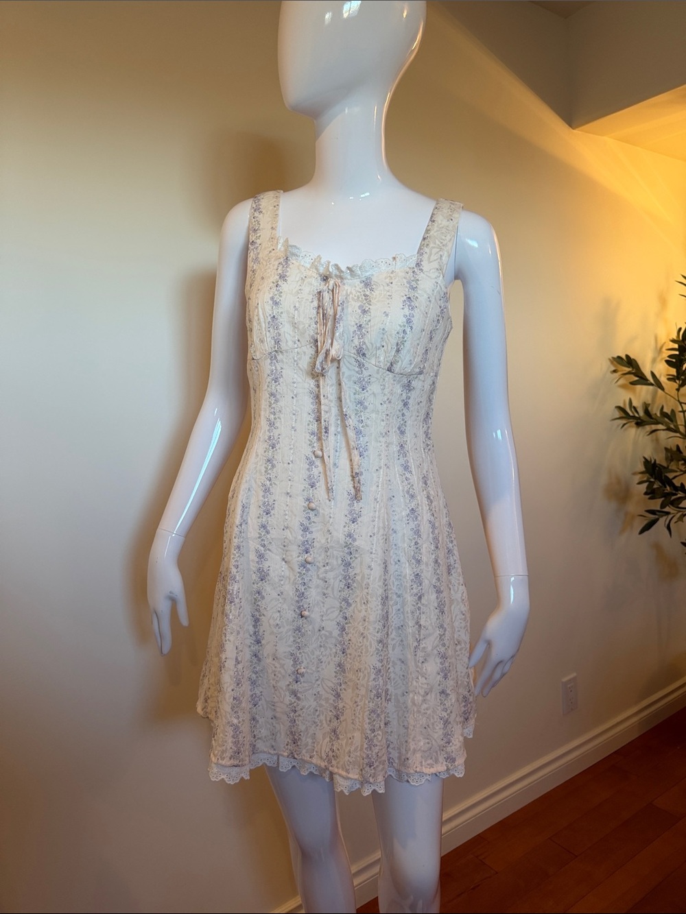 NWT Twik Simons Ivory Floral Lace Corset Mini Dress L